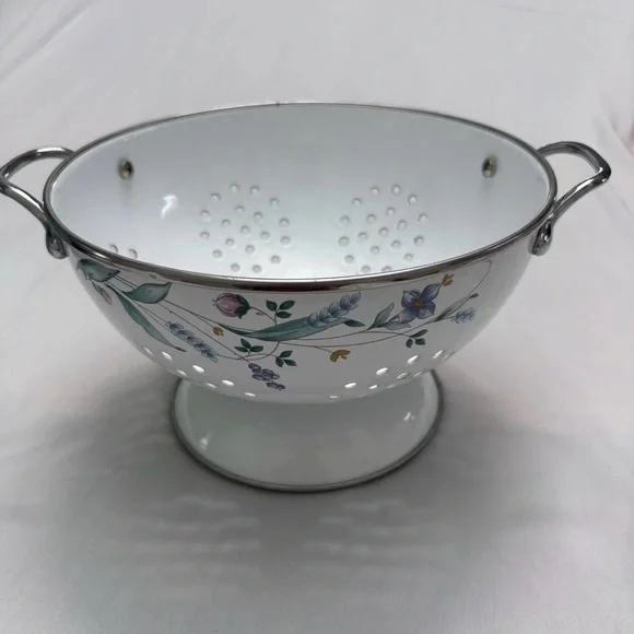 Pfaltzgraff April Flowers Enamel Colander Strainer - Picture 4 of 11